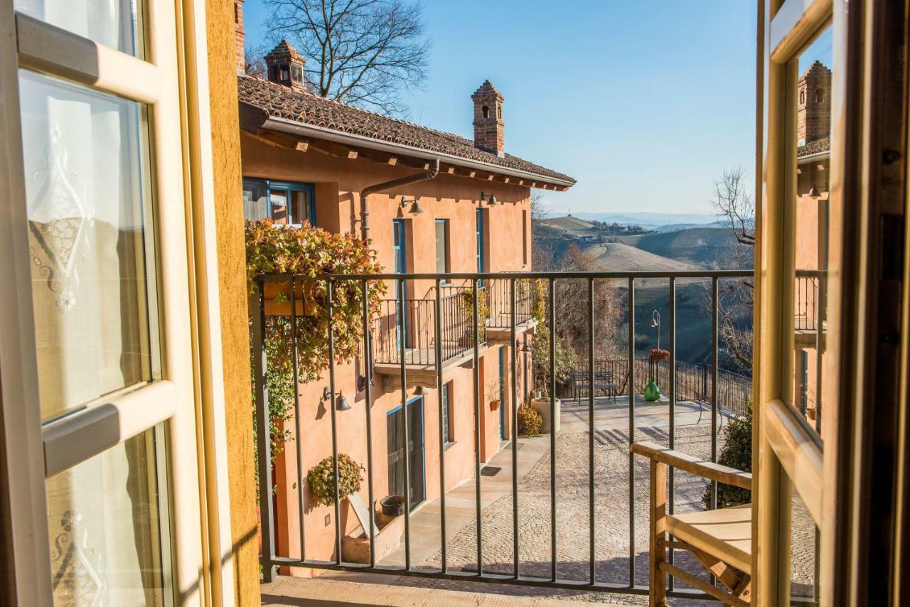 Albergo Ristorante Garibaldi Cisterna d'Asti Exterior photo