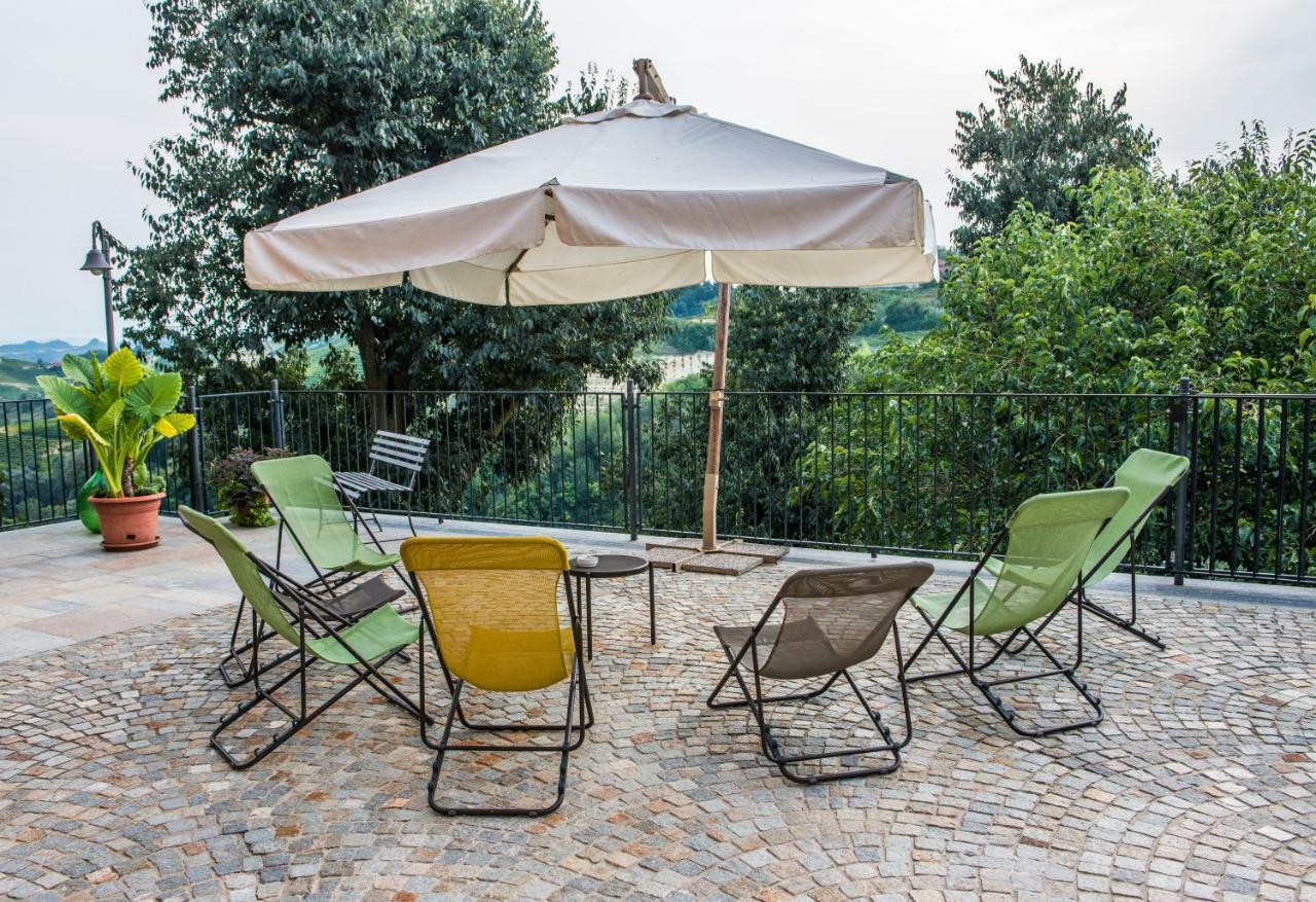 Albergo Ristorante Garibaldi Cisterna d'Asti Exterior photo